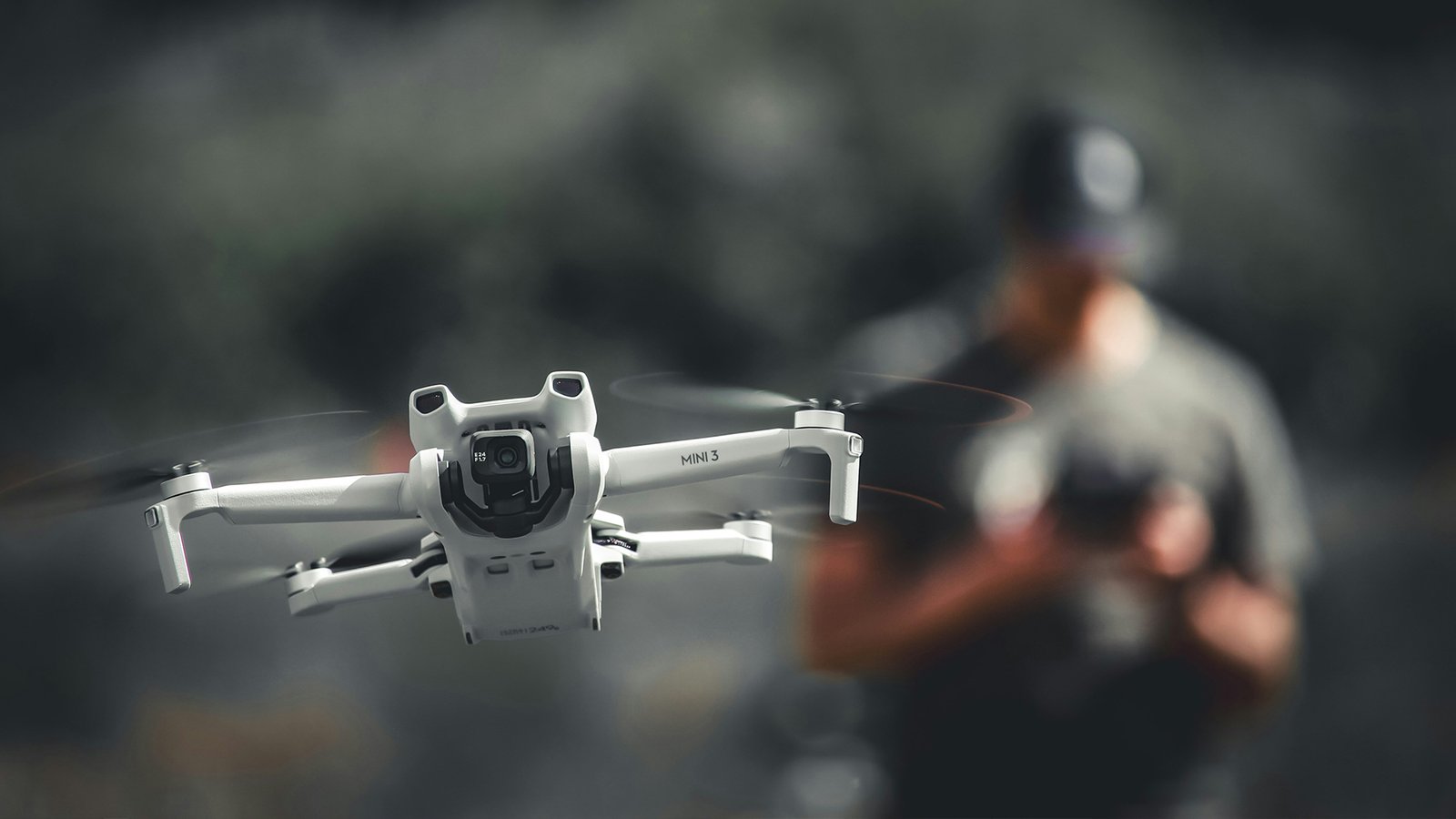 video musical profesional, rodaje videoclip Bogotá, artista en escena, producción audiovisual musical