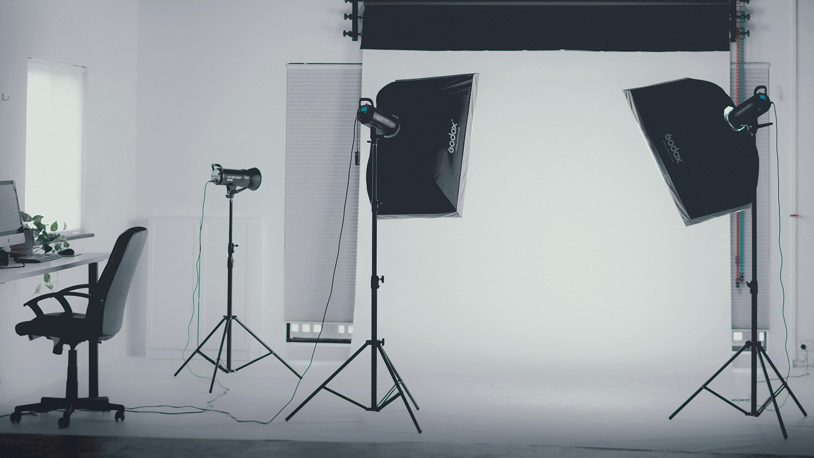 video musical profesional, rodaje videoclip Bogotá, artista en escena, producción audiovisual musical