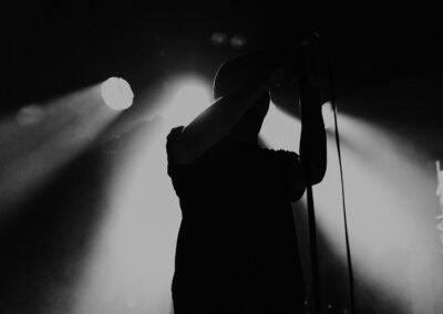 Producción de video musical profesional en Bogotá – Kogui Productions grabando videoclip para artista emergente.